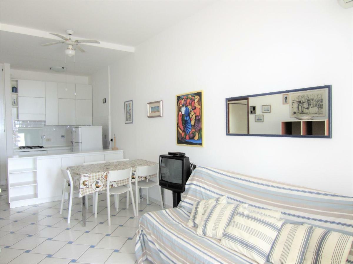 Residence Puerto Del Sol Immobiliare Pacella Лидо ди Йезоло Екстериор снимка